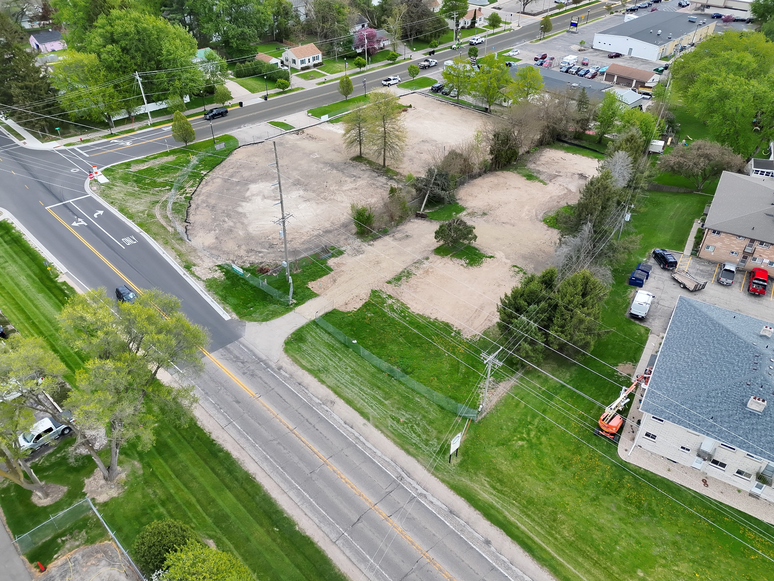 Ariel photograph of 420 N Main Street