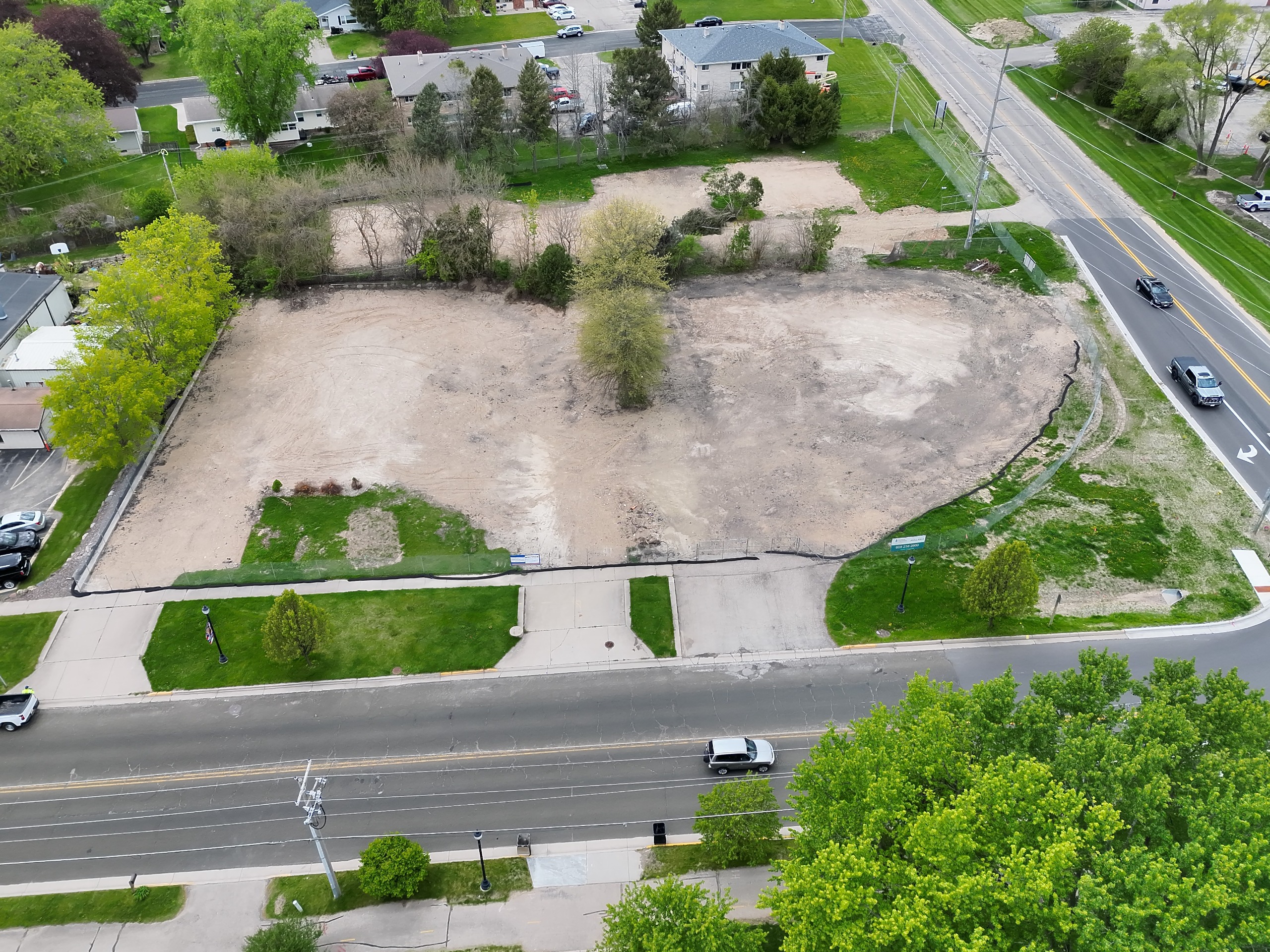 Ariel photograph of 420 N Main Street